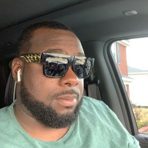 Meet your Posher, Darius